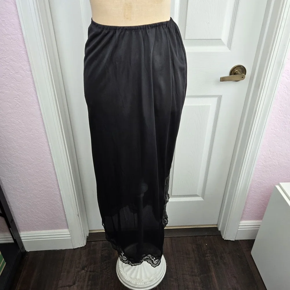 Kayser Vtg Black Long Half Slip‎ Size S Side Slit Lace Trim Made In USA Lingerie